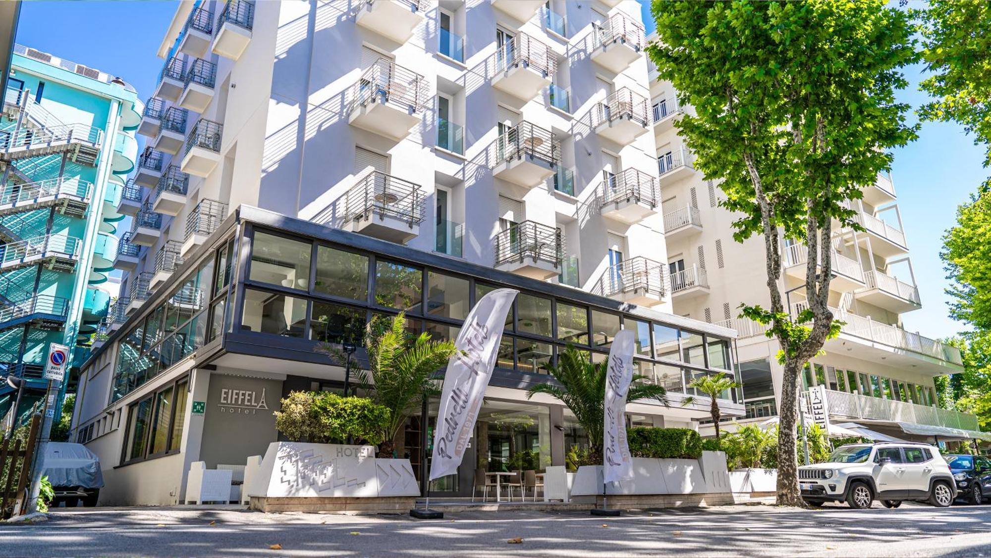 Hotel Eiffel Римини Экстерьер фото